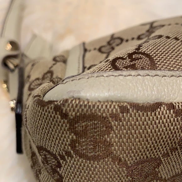 Authentic Gucci Abbey GG canvas pochette - Picture 10 of 16